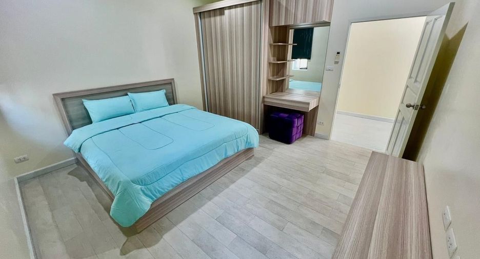 For rent 3 bedrooms villa in Bang Lamung, Chonburi