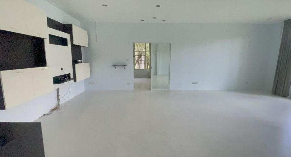 For sale 4 bedrooms house in Pran Buri, Prachuap Khiri Khan