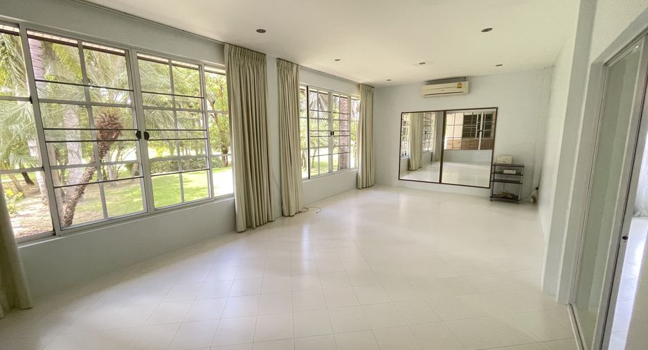 For sale 4 bedrooms house in Pran Buri, Prachuap Khiri Khan