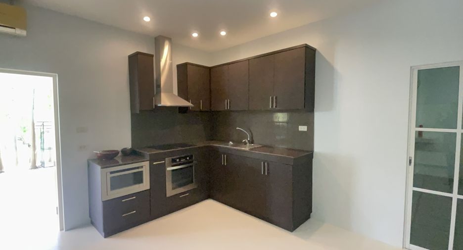 For sale 4 bedrooms house in Pran Buri, Prachuap Khiri Khan