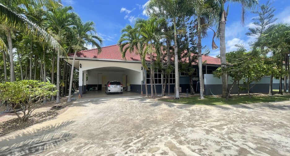 For sale 4 bedrooms house in Pran Buri, Prachuap Khiri Khan