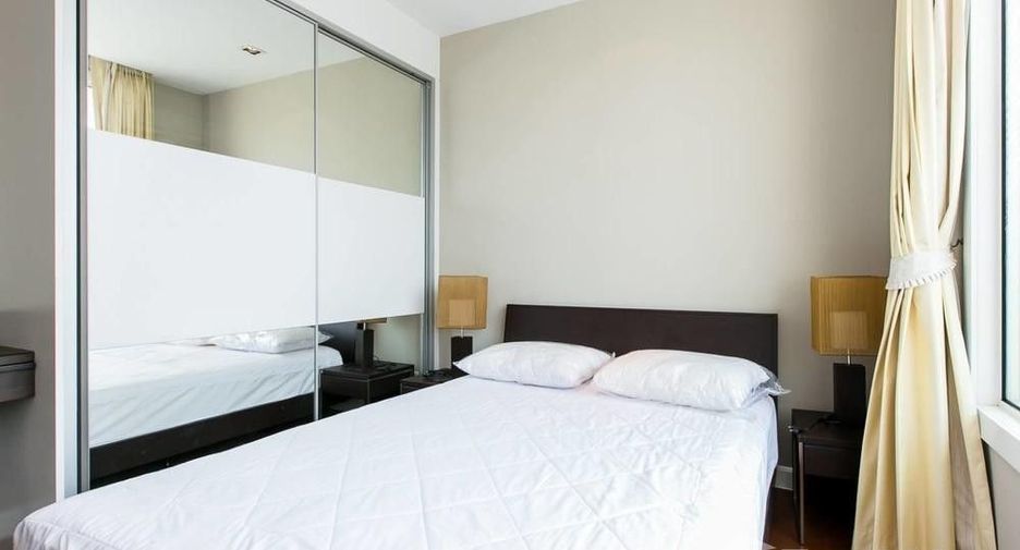 For rent and for sale 3 bedrooms condo in Khlong Toei, Bangkok