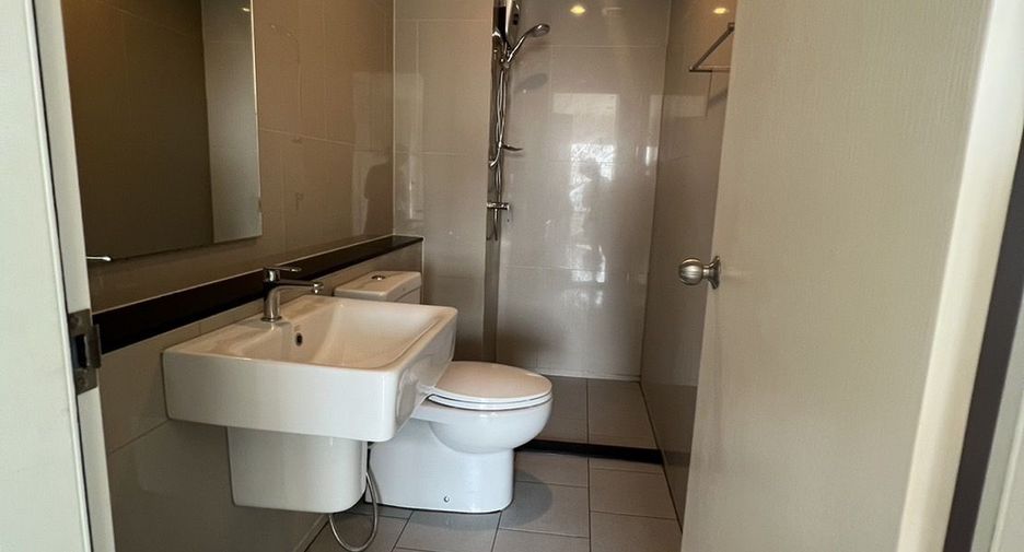 For sale and for rent 2 bedrooms condo in Phasi Charoen, Bangkok