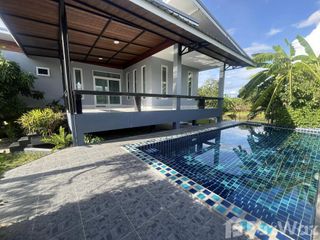 For sale 3 bedrooms house in Saraphi, Chiang Mai