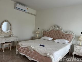 For sale 3 bedrooms house in Saraphi, Chiang Mai