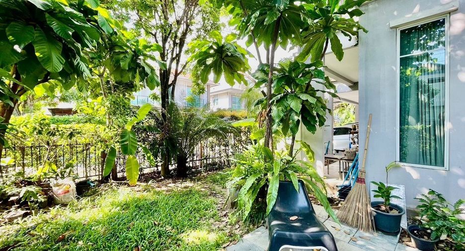 For sale 3 bedrooms house in Suan Luang, Bangkok