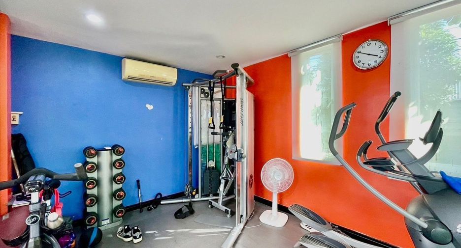 For sale 3 bedrooms house in Suan Luang, Bangkok