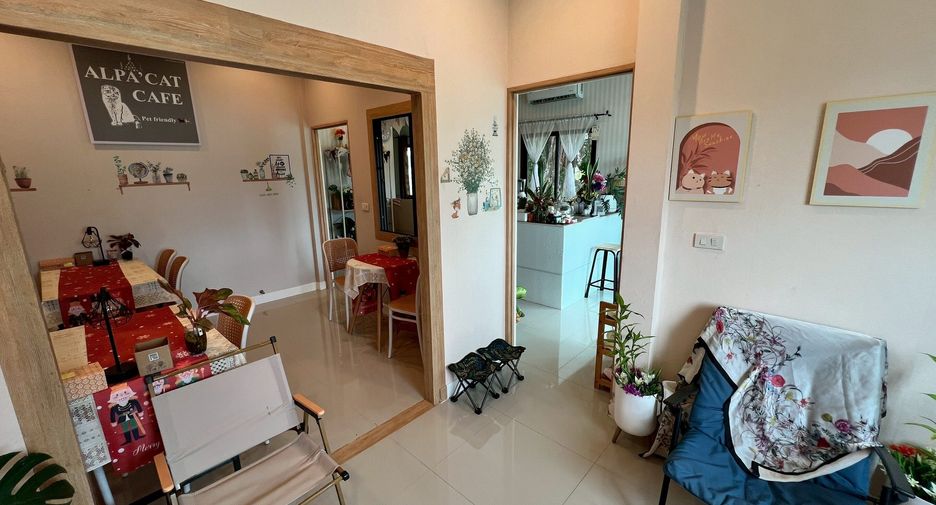 For sale 3 bedrooms townhouse in Hua Hin, Prachuap Khiri Khan