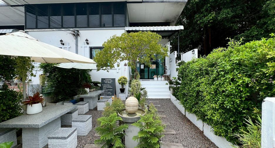 For sale 3 bedrooms townhouse in Hua Hin, Prachuap Khiri Khan