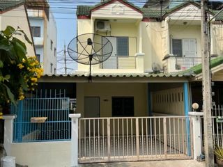 For sale 2 bedrooms townhouse in Lat Krabang, Bangkok