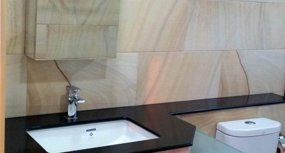 Продажа 2 спальни кондо в Йомтиен, Паттайя