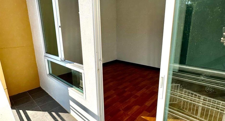 Продажа 2 спальни таунхаус в Mueang Chiang Mai, Чианг Маи