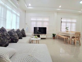 À louer 3 chambres maison à Bang Lamung, Chonburi
