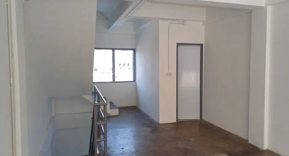 For sale 3 bedrooms townhouse in Mueang Chiang Mai, Chiang Mai