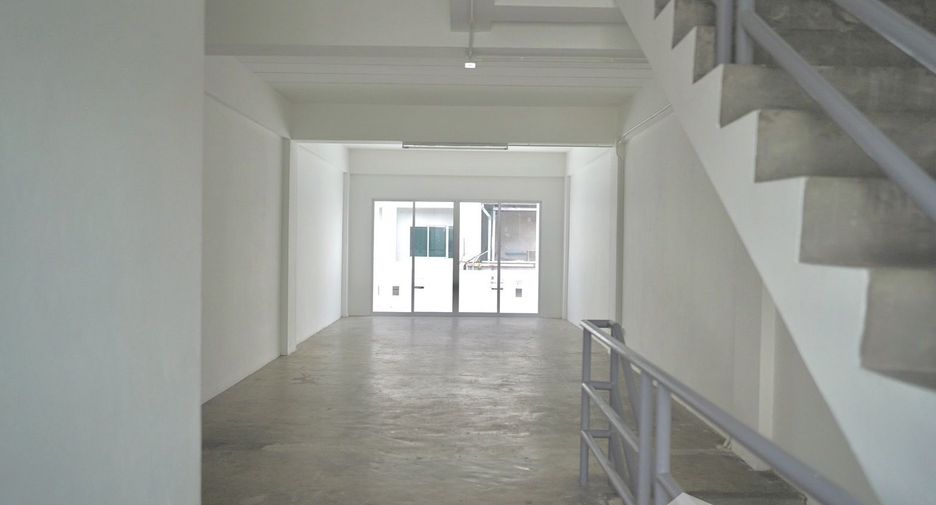 For sale 3 bedrooms townhouse in Mueang Chiang Mai, Chiang Mai