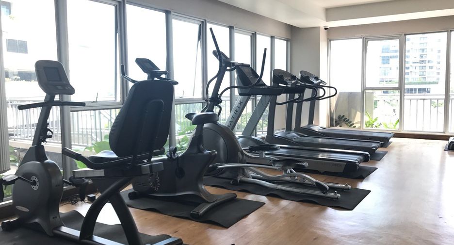 For sale and for rent 1 bed condo in Khlong Toei, Bangkok