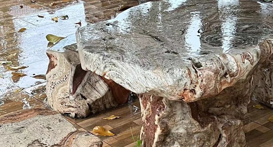 Аренда 4 спальни дом в Сан Саи, Чианг Маи