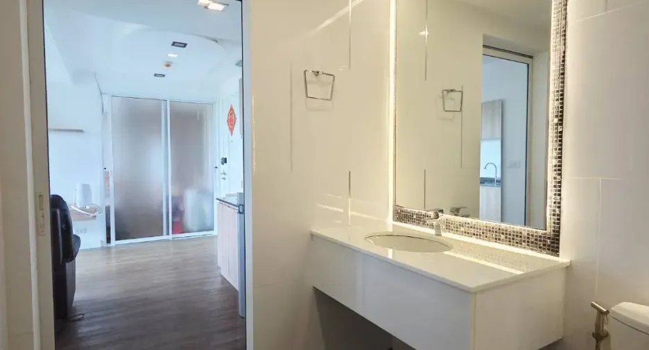 Wohnung zur Miete mit 1 Zimmer in Mueang Rayong, Rayong