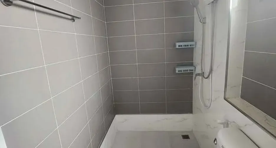 For sale 3 bedrooms townhouse in Saphan Sung, Bangkok