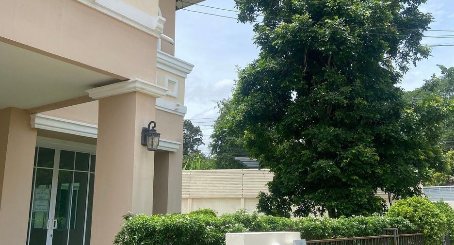 Haus zum Kauf mit 5 Zimmer in Saraphi, Chiang Mai