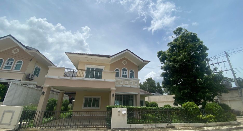 Haus zum Kauf mit 5 Zimmer in Saraphi, Chiang Mai