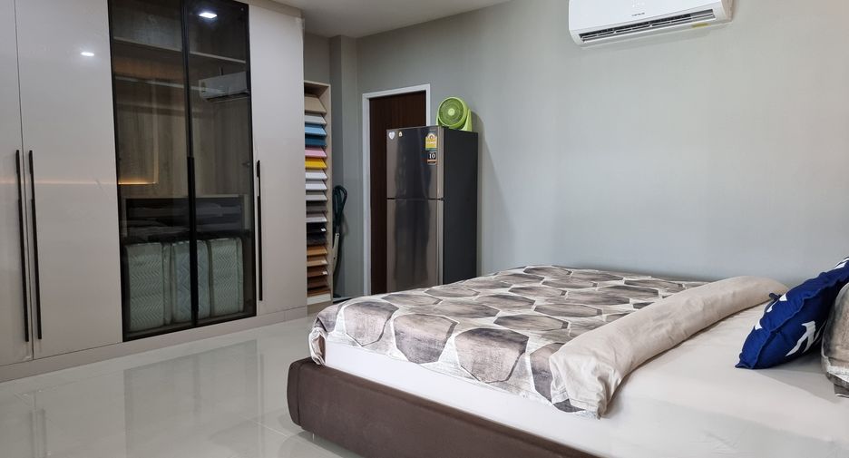 For sale 2 bedrooms townhouse in Hua Hin, Prachuap Khiri Khan