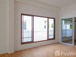 Продажа 3 спальни дом в Сарапхи, Чианг Маи