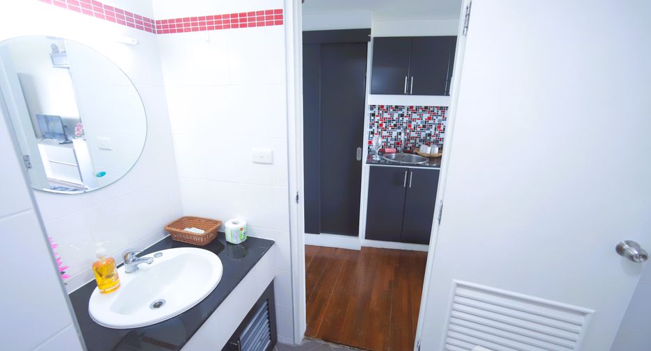 For sale studio condo in Mueang Rayong, Rayong