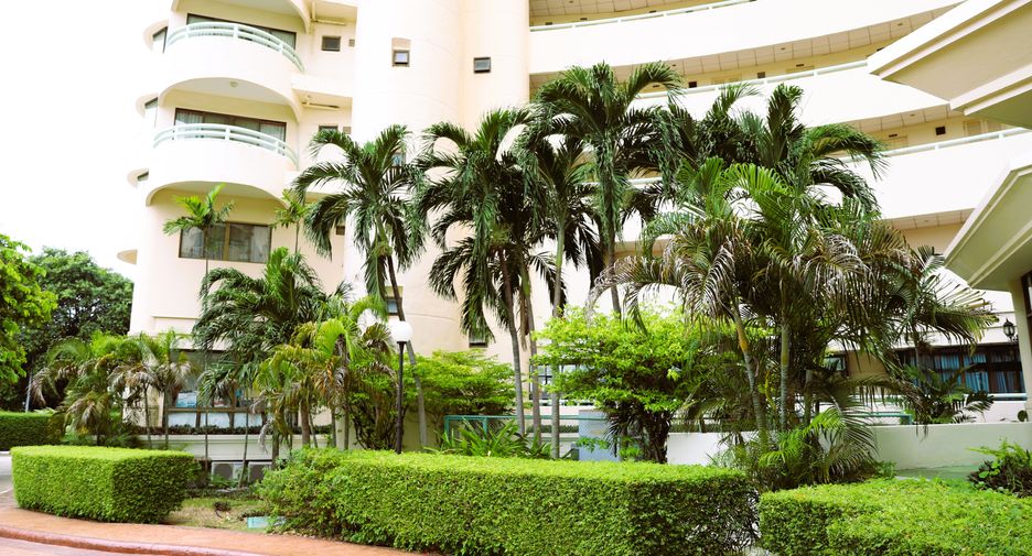 For sale studio condo in Mueang Rayong, Rayong