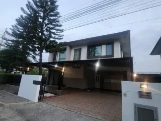 For Rent 4 Bedroom House In Mueang Chiang Mai