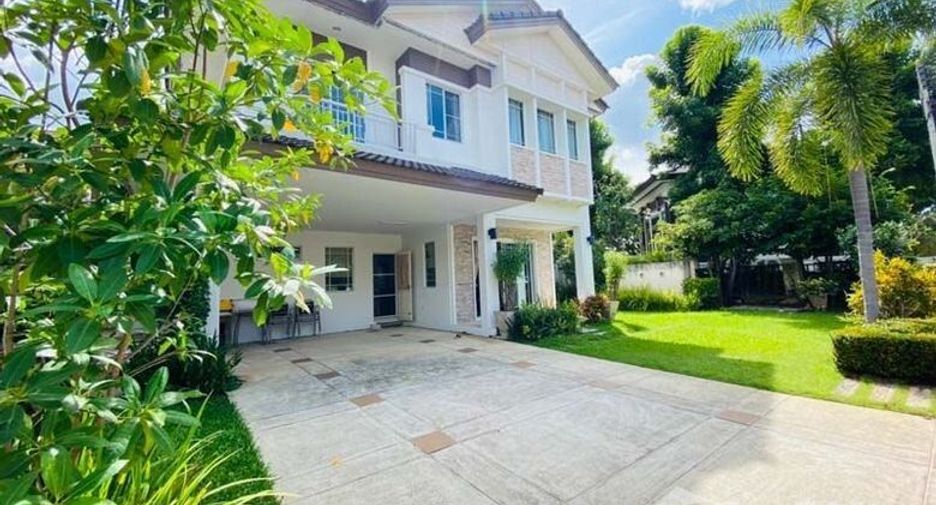For sale 4 bedrooms house in Mueang Chiang Mai, Chiang Mai