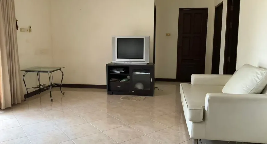 Haus zum Kauf mit 3 Zimmer in Sam Roi Yot, Prachuap Khiri Khan