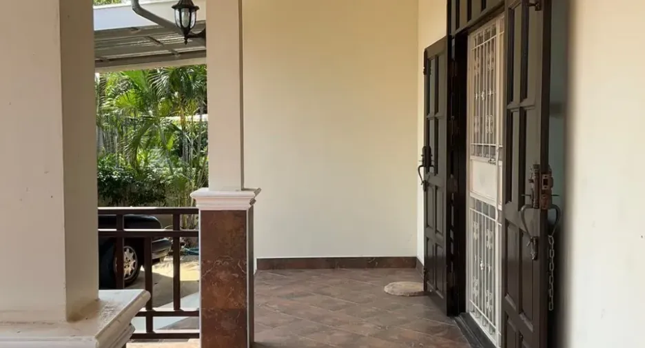 Haus zum Kauf mit 3 Zimmer in Sam Roi Yot, Prachuap Khiri Khan
