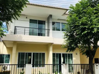 For Rent 3 Bedroom House In San Kamphaeng, Chiang Mai