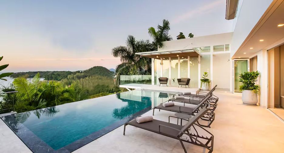 For sale 4 bedrooms villa in Thalang, Phuket