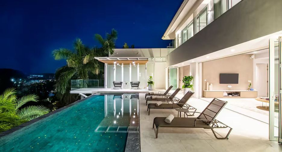 For sale 4 bedrooms villa in Thalang, Phuket