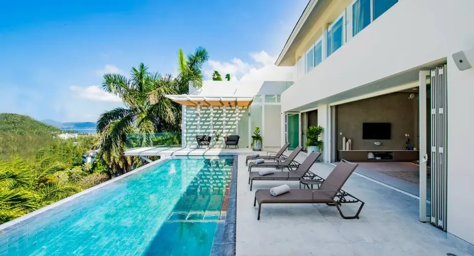 For sale 4 bedrooms villa in Thalang, Phuket