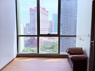 For sale studio condo in Pathum Wan, Bangkok