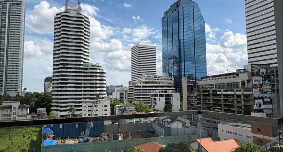 Condo en venta de 2 habitaciones en Khlong Toei, Bangkok