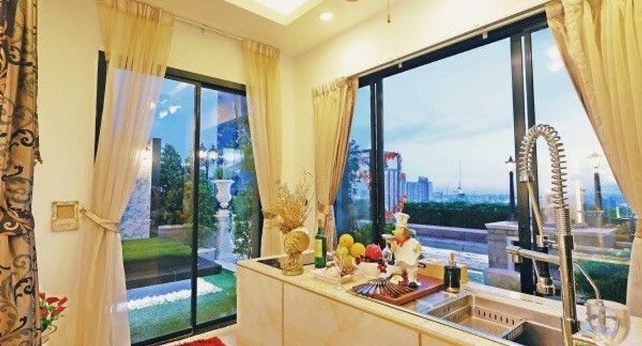 Condo en venta de 5 habitaciones en Watthana, Bangkok