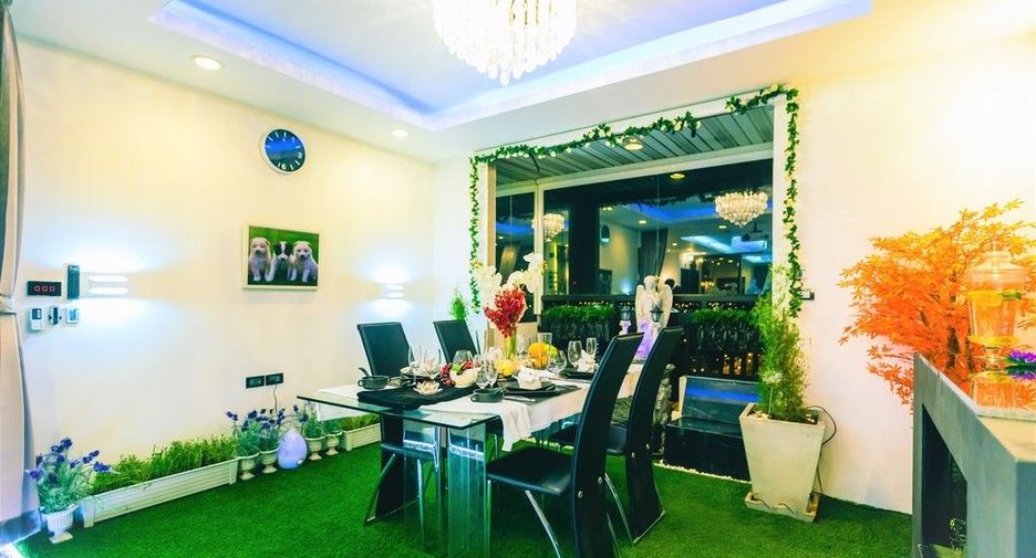 Condo en venta de 5 habitaciones en Watthana, Bangkok