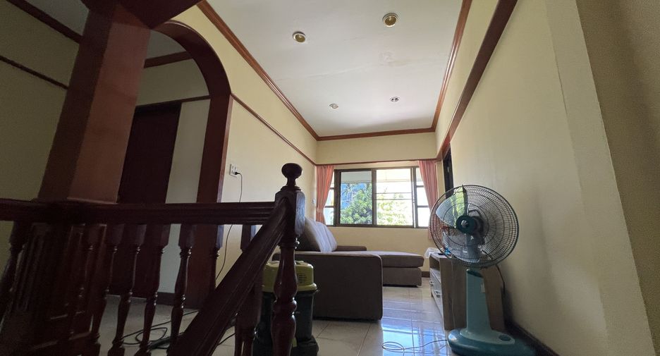 For rent 5 ベッドルーム house in Mueang Phuket, Phuket