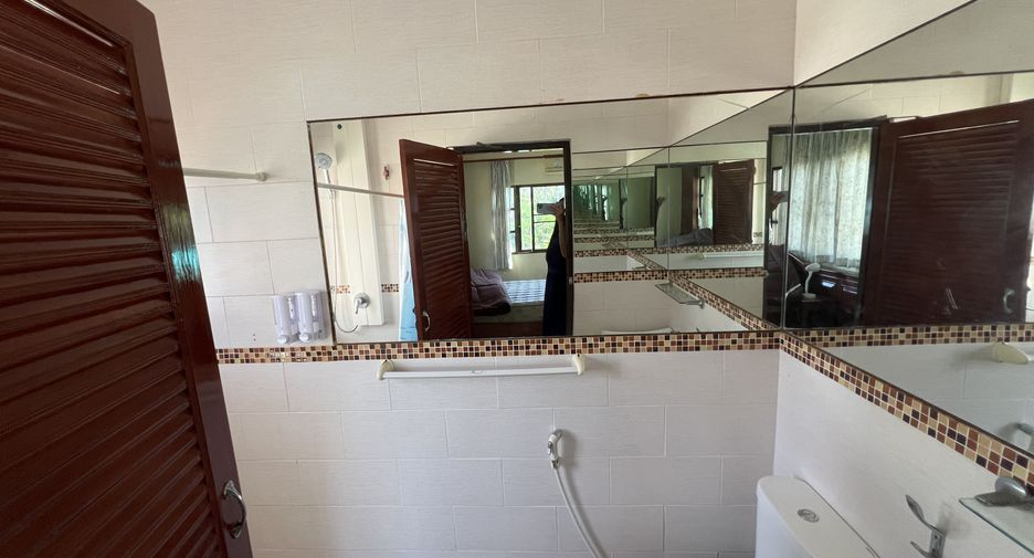 For rent 5 ベッドルーム house in Mueang Phuket, Phuket