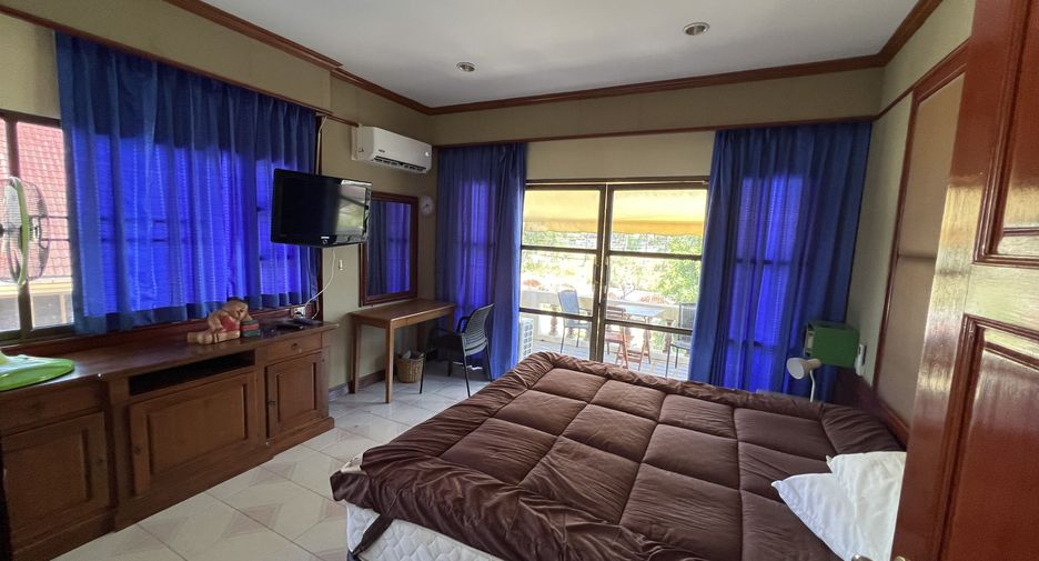 For rent 5 ベッドルーム house in Mueang Phuket, Phuket