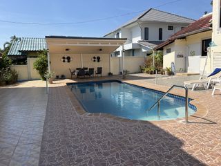 For rent 5 bedrooms house in Mueang Phuket, Phuket