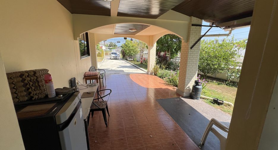 For rent 5 ベッドルーム house in Mueang Phuket, Phuket