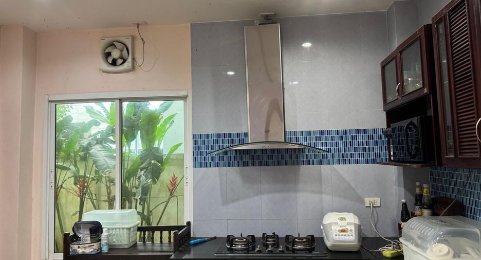 À vendre 5 chambres villa à Kathu, Phuket