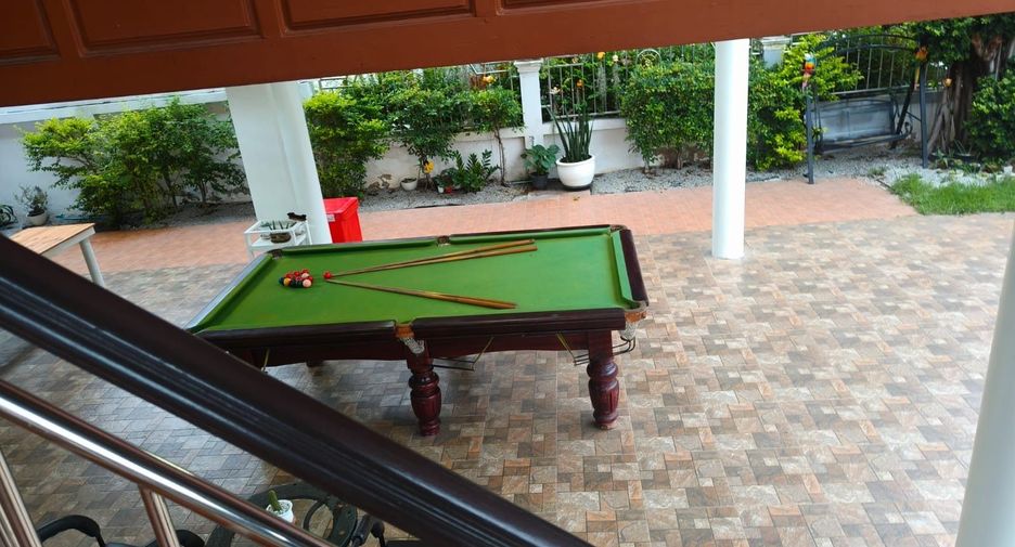 For sale and for rent 4 bedrooms villa in Bang Lamung, Chonburi