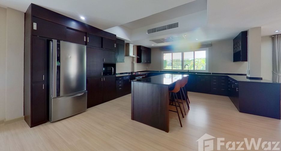 For sale 4 bedrooms house in Hang Dong, Chiang Mai