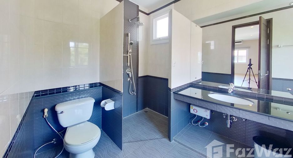 For sale 4 bedrooms house in Hang Dong, Chiang Mai